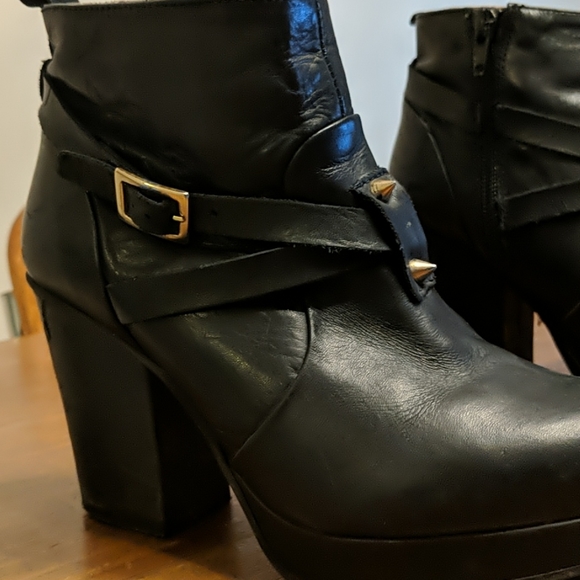 Topshop Leather Ankle boots - Picture 4 of 4